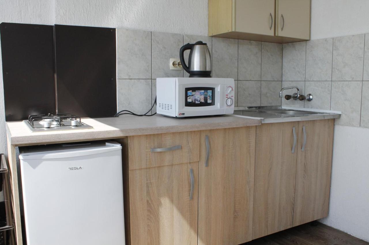 Pataki Studios Petrovac Eksteriør bilde